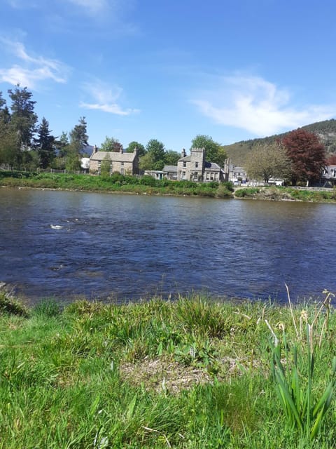 Just off the Square... Ballater Apartment in Ballater
