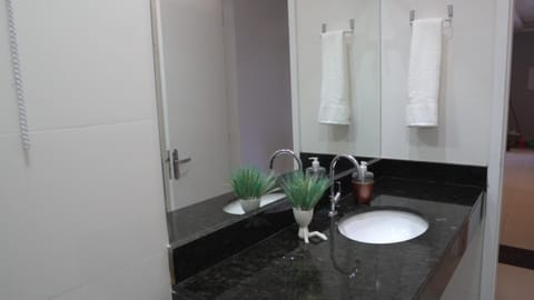 Toilet, Bathroom, towels