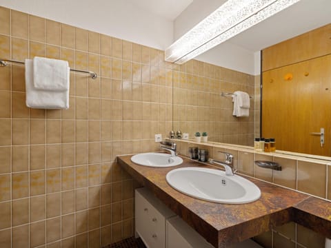 Apartment Allod Park Haus B 202 by Interhome Apartment in Davos