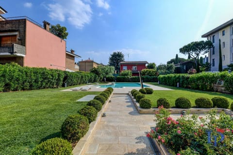 Patio, Garden, Garden view
