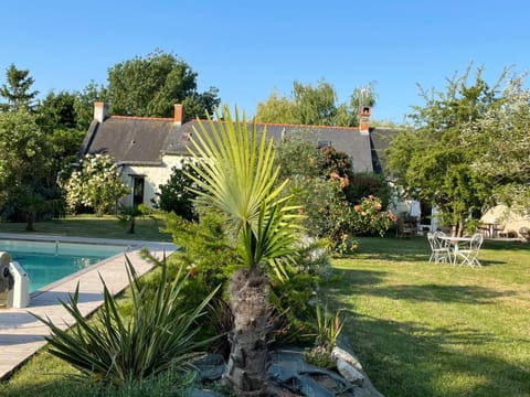 Chambres d hôtes avec Piscine et Spa La Folière Saumur Bed and Breakfast in Saumur