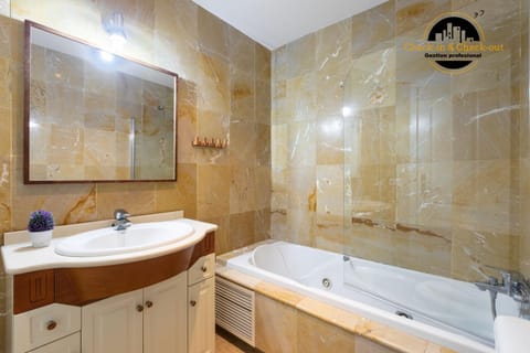 Bathroom, Bath