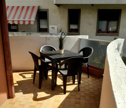 Balcony/Terrace, Dining area