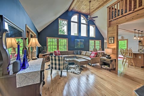Rustic North Creek Getaway about 4 Mi to Gore Mtn! Maison in Hudson Valley
