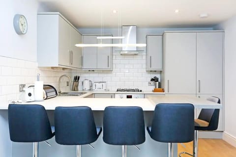 Kitchen or kitchenette, Dining area, kitchen, kitchen