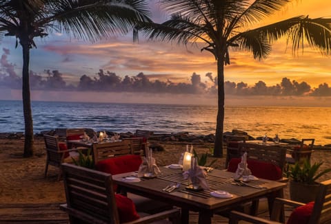 Restaurant/places to eat, Restaurant/places to eat, Sea view, Sunset