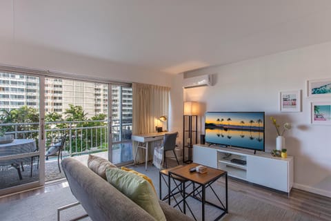 @ Marbella Lane - OceanView Suite Steps to Beach Copropriété in Honolulu
