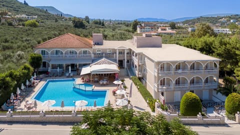 Property building, Day, Natural landscape, Bird's eye view, Swimming pool