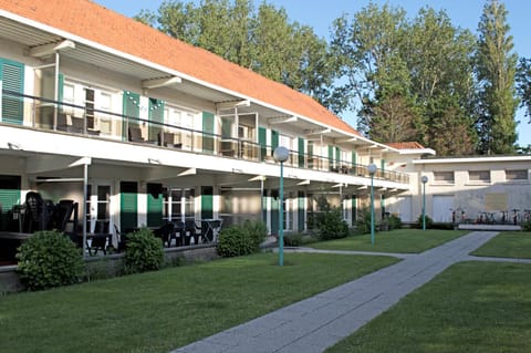 Inner courtyard view