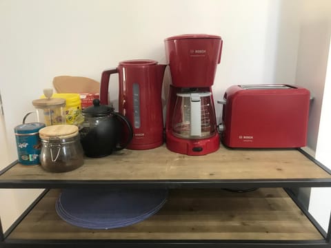 Coffee/tea facilities