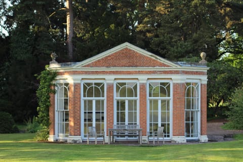 Henley Hall, Ludlow Apartment in Wales