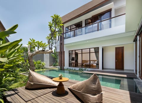 Balcony/Terrace, Swimming pool