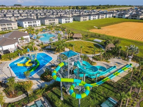 Beautiful 2BR with Waterpark & Private Game Room Maison in Championsgate