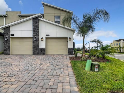 Beautiful 2BR with Waterpark & Private Game Room Casa in Championsgate