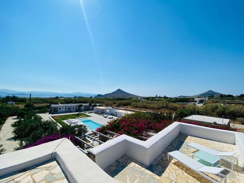 Balcony/Terrace, Pool view, Sea view