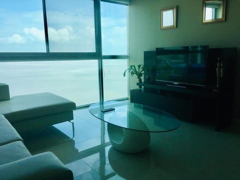 River View Suites Guayaquil Condo in Guayaquil