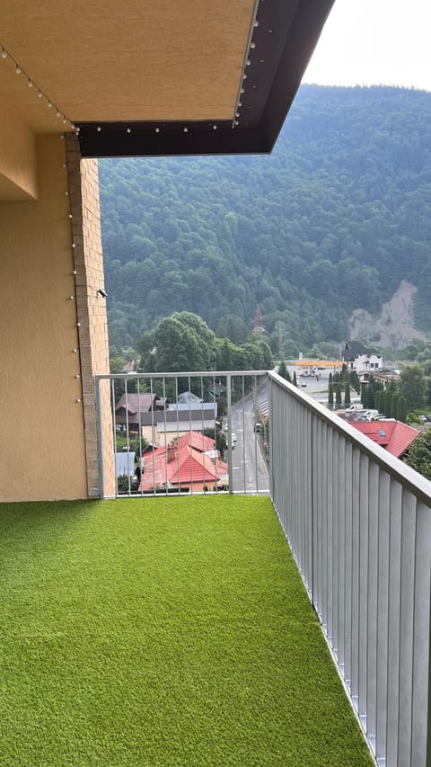 Natural landscape, View (from property/room), Balcony/Terrace