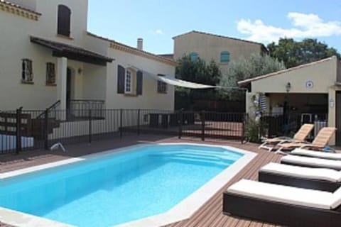 Stunning Villa With Private Pool And Gardens Villa in Agde