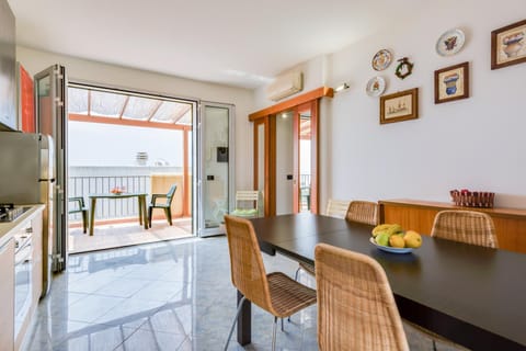 Lovely Apartment with Sea View Terrace Condo in Santa Cesarea Terme