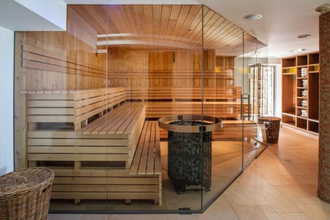 Sauna, Spa and wellness centre/facilities