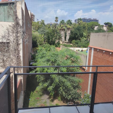 View (from property/room), Balcony/Terrace, Garden view