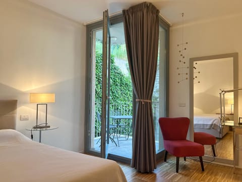 Residenza I Melograni - Suite Apartment in Domaso