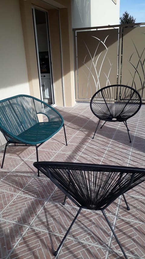 Patio, Balcony/Terrace