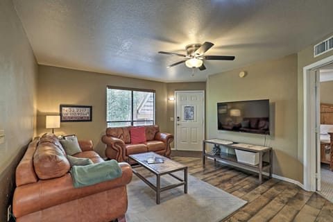 Tucson Desert Retreat with Pool and Hot Tub Access! Condo in Catalina Foothills