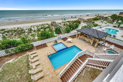 The Oasis, Oceanfront Home with Pool and Hot Tub House in South Carolina