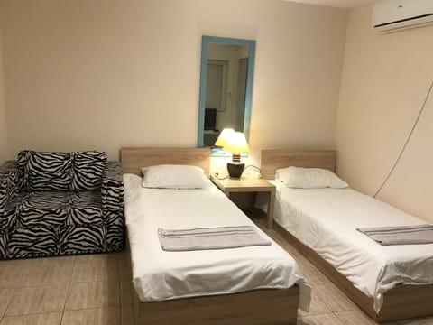 Ssenyange Guest House Bed and Breakfast in Varna