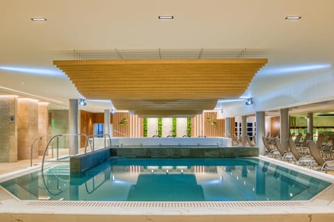 Hot Spring Bath, Pool view