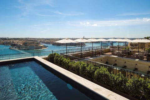 Pool view, Sea view, Swimming pool, sunbed