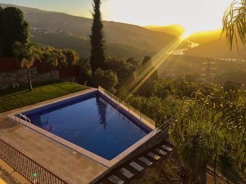 Garden, Mountain view, Pool view, River view, Swimming pool, Swimming pool, Sunset