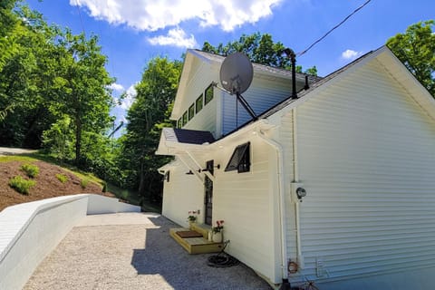 Lakin' It Easy House in Norris Lake