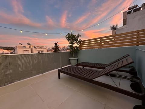Patio, View (from property/room), Balcony/Terrace