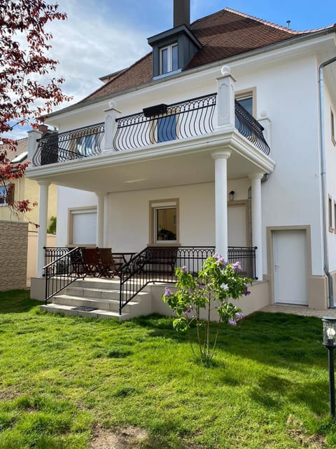 Patio, Balcony/Terrace