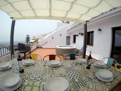 BBQ facilities, Solarium, Balcony/Terrace