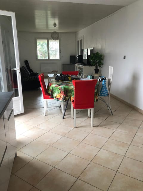 Les milles feuilles House in Marseille