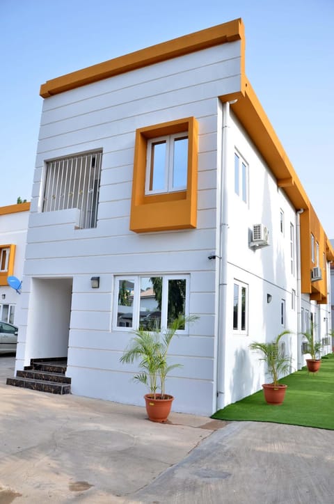 Orange Roof Lodge Hotel in Abuja