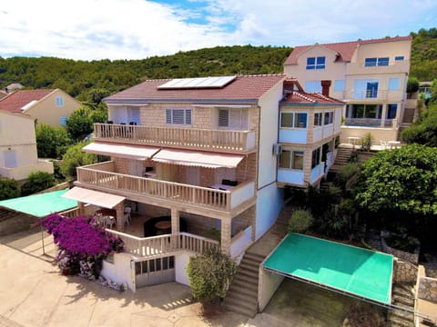 Property building, View (from property/room), Balcony/Terrace