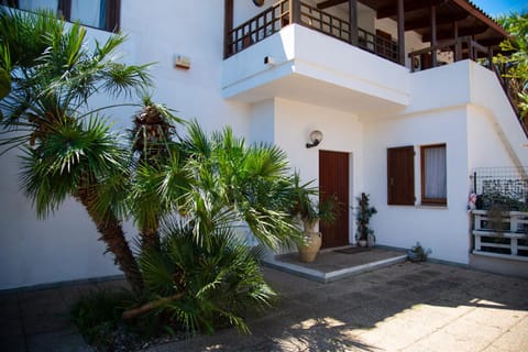 Villa By The Beach House in Quartu Sant'Elena