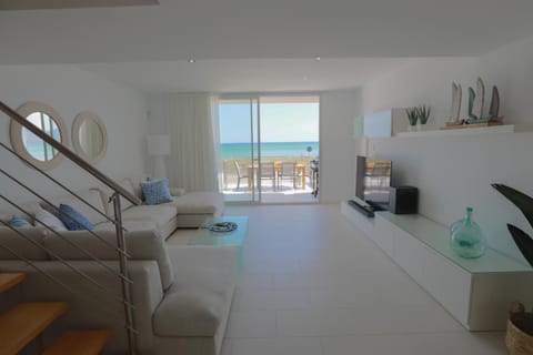 TV and multimedia, Living room, Sea view