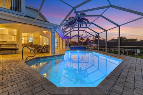 Villa Whispering Palms - Cape Coral - Roelens Vacations Haus in Cape Coral