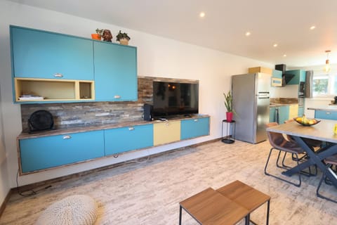 TV and multimedia, Living room