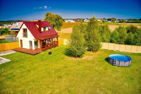 Property building, Spring, Day, Natural landscape, Garden, Garden view, Pool view, Swimming pool