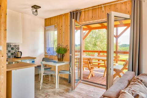 View (from property/room), Balcony/Terrace, Living room, Dining area