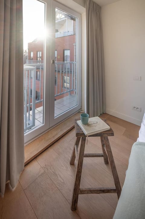 Appartement 7 op de zeedijk in Knokke voor max 6 personen Apartment in Knokke-Heist