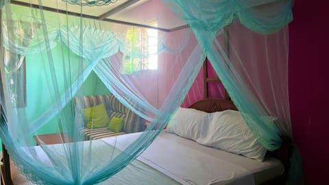 Armaan Guest House Bed and Breakfast in Diani Beach