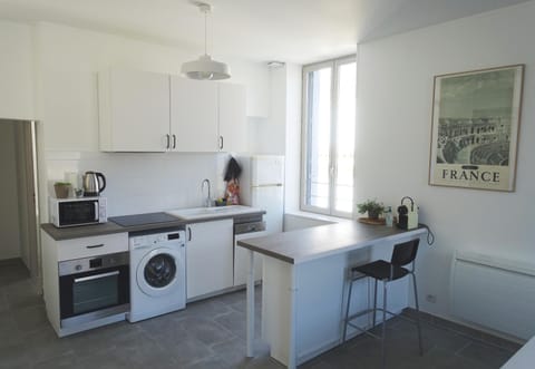 Maison Carrée/Coeur historique de Nîmes - Superbe Appt 55m² Apartment in Nimes