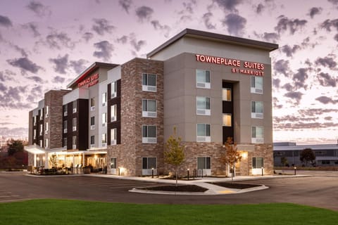TownePlace Suites by Marriott Madison West, Middleton Hotel in Middleton